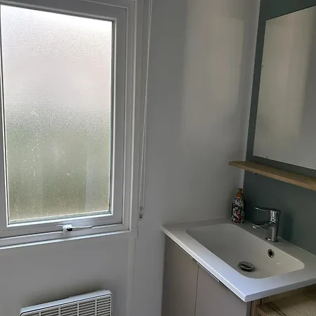 Confortable A Avec Piscine, 40 M² Vakantiehuis *