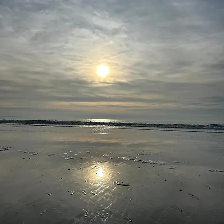 Bungalow confortable à Saint-Brevin-les-Pins avec piscine, 40 m² Hébergement de vacances Saint-Brévin-les-Pins