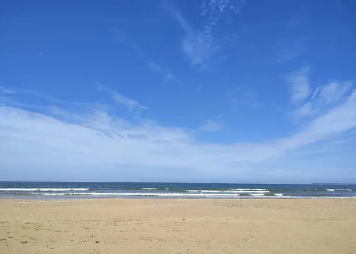 Casa de Férias Confortable à Avec Piscine, 40 M² Saint-Brevin-les-Pins
